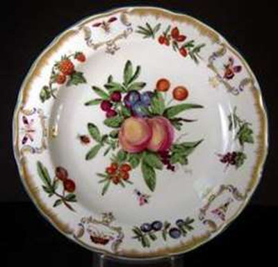 Mottahedeh Duke of Gloucester Salad Plate, detailed floral and fauna design, 8 1/4"