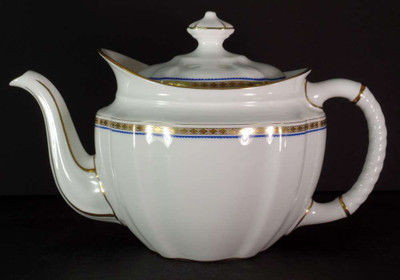 Royal Crown Derby - Carlton Blue A1300 - Tea Pot