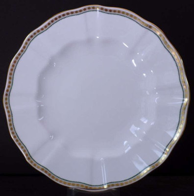 Royal Crown Derby - Carlton ~ Green A1302 - Dinner Plate