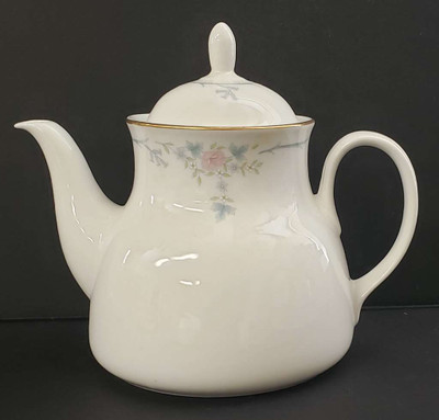 Royal Doulton - Classique TC1159 - Teapot