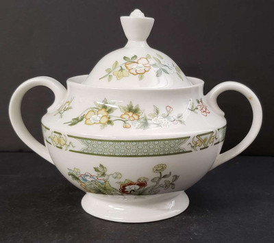 Royal Doulton Tonkin Sugar Bowl with Lid