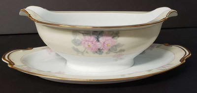 Noritake - N143 - Gravy Boat