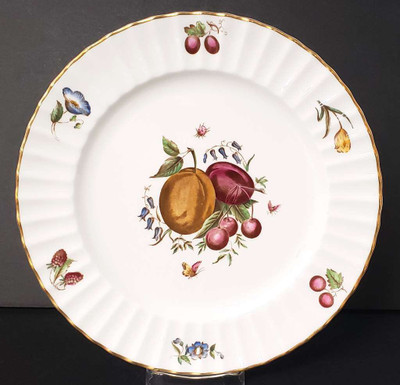 Royal Worcester - Delecta Z2819 (Warmstry Shape) - Saucer