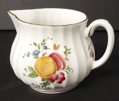 Royal Worcester - Delecta Z2819 (Warmstry Shape) - Creamer