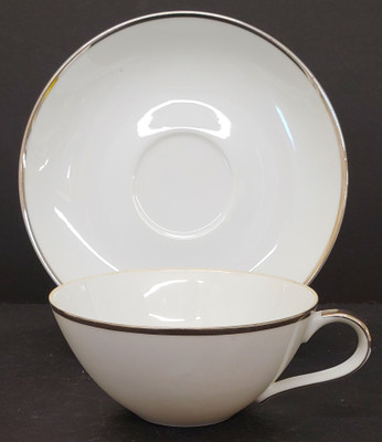 Style House - Moon Glow - Saucer - AN