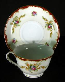 Harmony House Wembley Cup - Light Wear 4" from Harmony House Wembley. Replacement piece from China Lane.