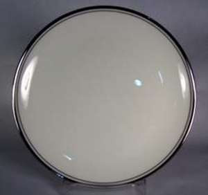 Mikasa Wellesley Bread Plate - New, 6 1/2"