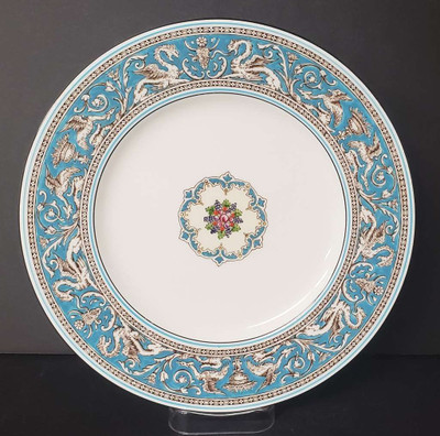 Wedgwood - Florentine Turquoise W/Center Design - Dinner Plate - LW