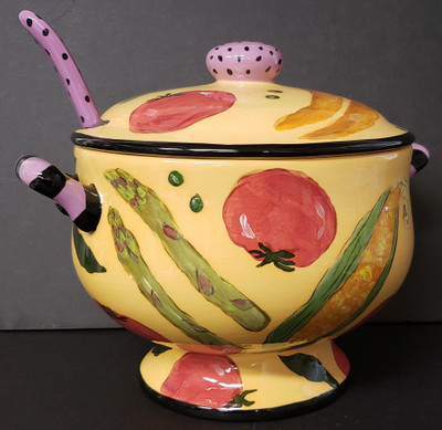 Droll Design - Servers - Tureen with Lid/Ladle - N Droll Design - Servers - Tureen with Lid/Ladle - N