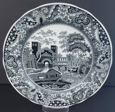 Spode - Archive Collection~Black - Dinner Plate~Castle - N