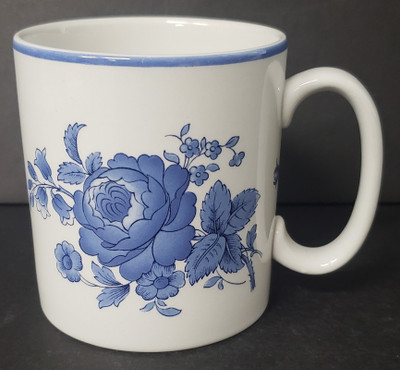 Spode Rochelle Mug New.