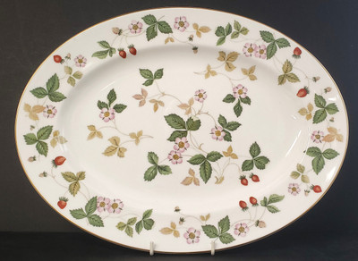 Wedgwood Wild Strawberry Platter – collectible replacement piece by Wedgwood.