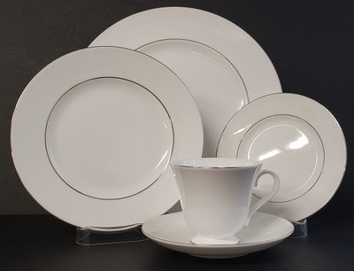 Wedgwood Signet Platinum 5 Piece Place Setting from Signet Platinum by Wedgwood at China Lane.