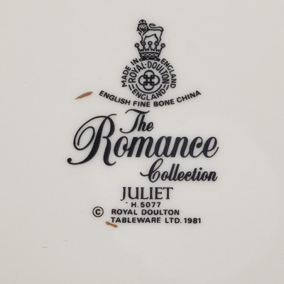Royal Doulton Juliet Platter – collectible replacement piece by Royal Doulton.