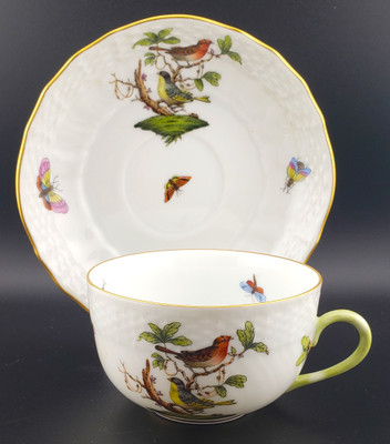 Rothschild Bird (RO) by Herend Flat Cup and Saucer Set Design 3, features a green handle, classic bird design