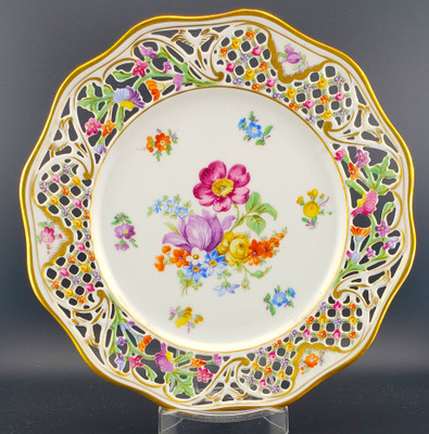 Schumann Chateau Salad Plate Open Rose Décor 2". Collectible replacement piece available at China Lane.