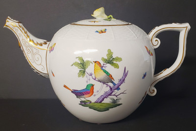 Rothschild Bird by Herend Large Tea Pot, 9" tall with yellow flower on lid