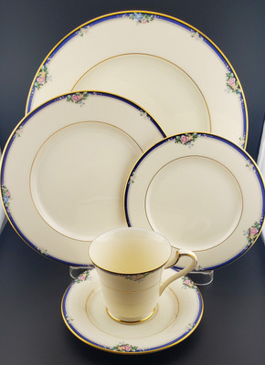 Mikasa Imperial Rose 5 Piece Place Setting