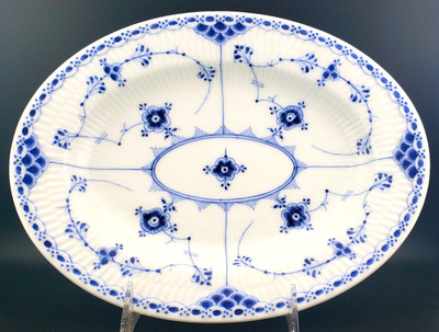 Royal Copenhagen - Blue Fluted~Half Lace - Platter 531 - N