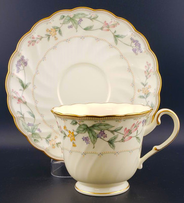 Noritake - Brookhollow 4704 - Place Setting- 5 Piece - N
