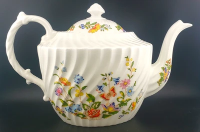 Aynsley - Cottage Garden - Teapot - N