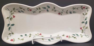 Pfaltzgraff - Winterberry - Appetizer/Bread Tray - Nw