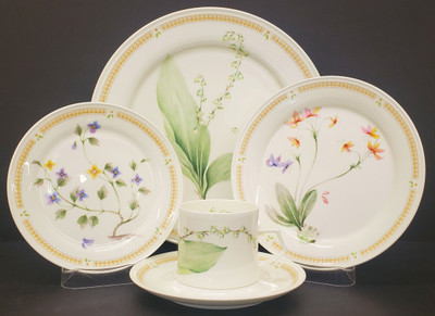 Mikasa - Nature's Garden - Place Setting - Lily of the Valley - N
