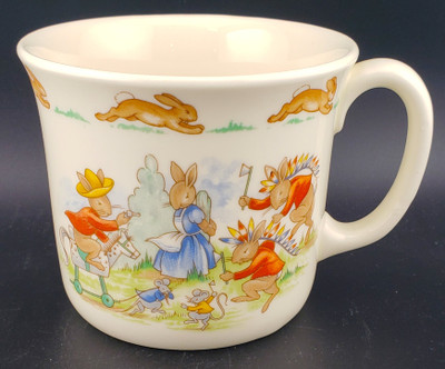 Royal Doulton - Bunnykins (Albion Shape) - One Handle Hug a Mug - Cowboys and Indians - N