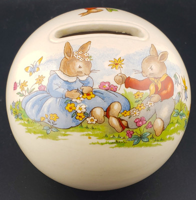 Royal Doulton - Bunnykins (Albion Shape) - Bank - Daisy Chain - N