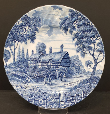 Royal Essex - Shakespeare Country - Blue - Luncheon Plate - AN
