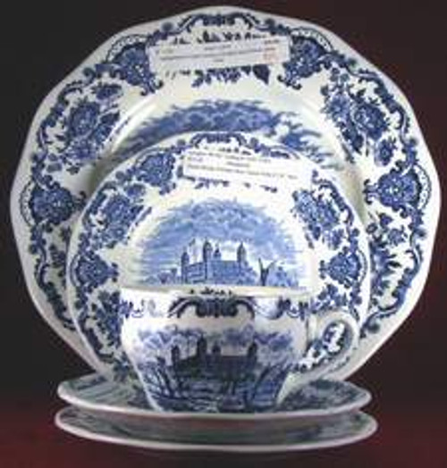 Wedgwood Royal Homes of Britain Blue Dinner Plate - New – collectible replacement piece by Wedgwood.