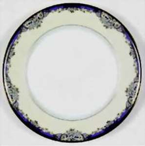 Mikasa Kingsley Sugar Bowl with Lid from the Kingsley collection by Mikasa.