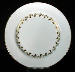 Spode Delphi Y8022 Salad Plate - collectible replacement piece by Spode.