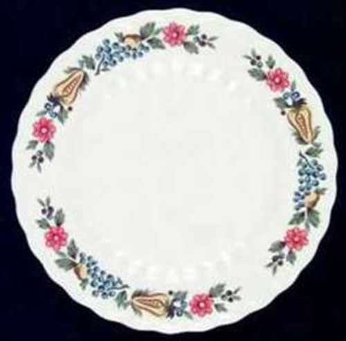 Knowles - Concord ~ Fruit & Floral - Bread Plate