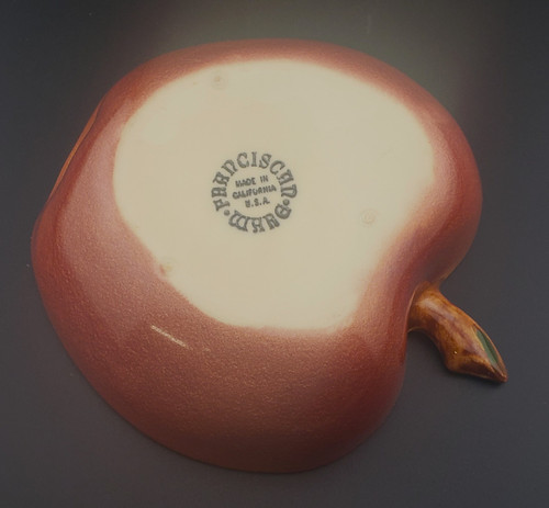 Franciscan Apple (USA) Baked Apple Dish, 5 3/8"
