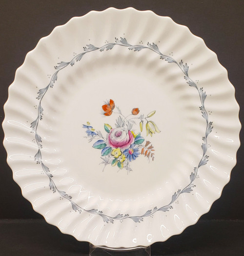 Royal Doulton - Chelsea Rose H4801 - Soup Bowl