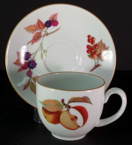 Royal Worcester - Evesham ~ Gold - Saucer