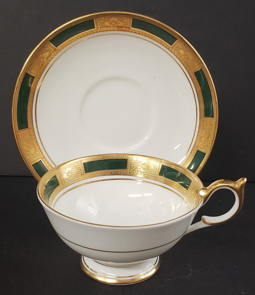 Aynsley - Empress Laurel - Saucer