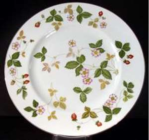 Wedgwood - Wild Strawberry R4406 - Bread Plate