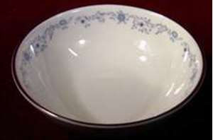 Royal Doulton Angelique Fruit/Dessert (Sauce) Bowl