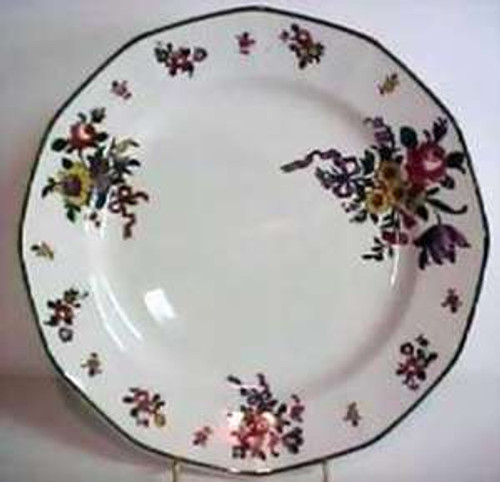 Royal Doulton - Old Leeds Spray D3548 - Luncheon Plate