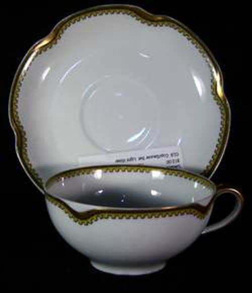Haviland Schleiger #567 Cup 4" in the Haviland Schleiger #567 pattern. Shop China Lane for replacement china.