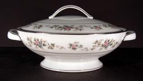 Noritake - Closter 6876 - Covered Bowl