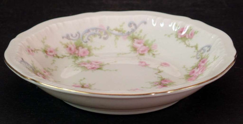 Shop Haviland Yvonne Dessert Bowl from Yvonne by Haviland at China Lane. Shop Haviland Yvonne Dessert Bowl from Yvonne by Haviland at China Lane.