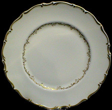 Royal Doulton Richelieu Dinner Plate - About New – Richelieu by Royal Doulton.