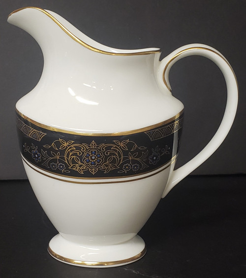 Royal Doulton Albany (H5041) Creamer. Replacement piece available at China Lane.