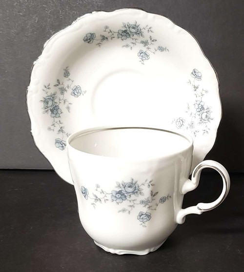 Haviland Johann Blue Garland Flat Cup – from the Blue Garland collection by Haviland Johann.