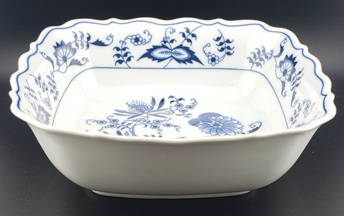 Blue Danube Square Serving Bowl, 8 1/4" x 2 5/8" – Japanese porcelain with blue onion floral scroll pattern