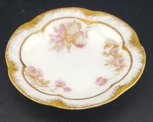 Shop Haviland Schleiger 235B Butter Pat from Schleiger #235B by Haviland at China Lane. Shop Haviland Schleiger 235B Butter Pat from Schleiger #235B by Haviland at China Lane.