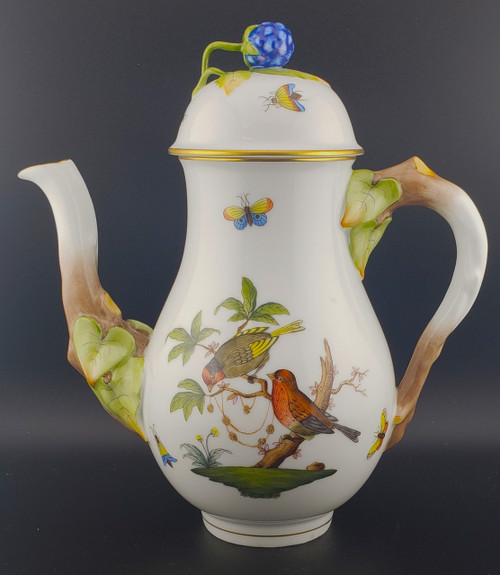 Front view of Herend Rothschild Bird (RO) coffee pot, form #3782, 8.5″ with cobalt berry finial and gilded rim.
